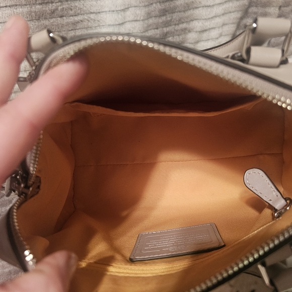 Coach varisty stripe mini Bennett satchel crossbody bag. - Picture 2 of 12